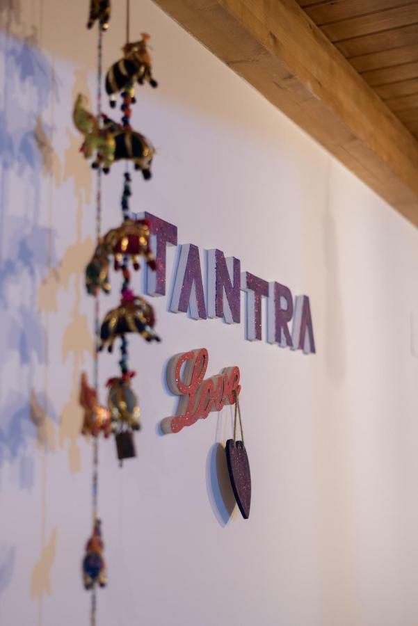 Tantra Love Lancharejo エクステリア 写真
